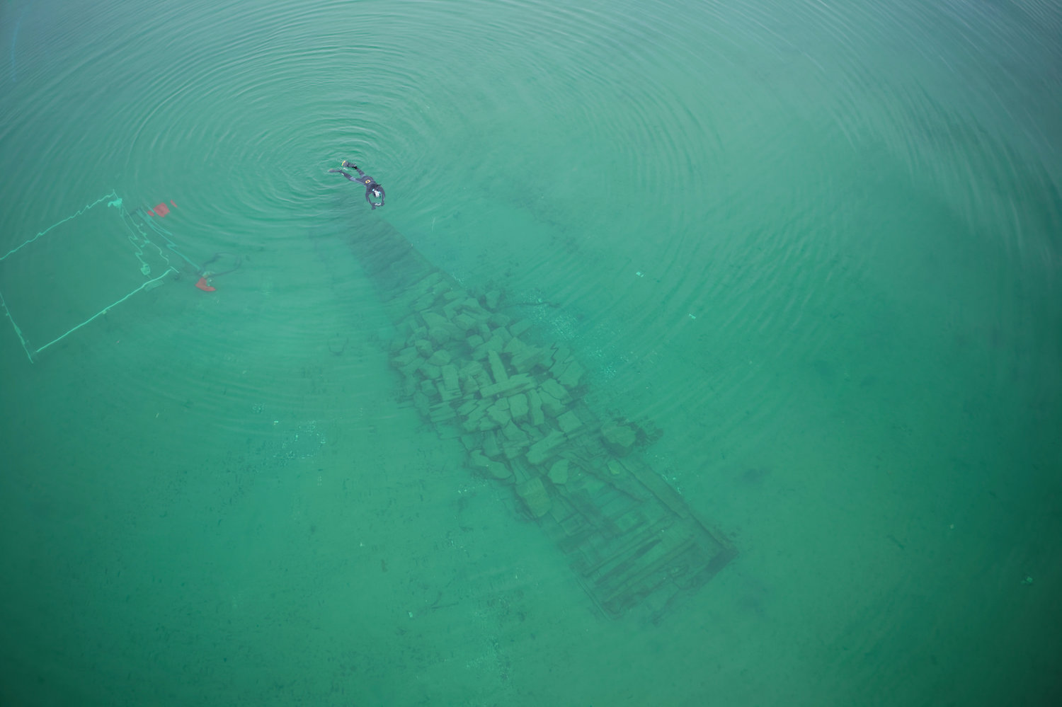 Fouilles archéologiques d'une barge du 18ème siècle © Octopus Foundation